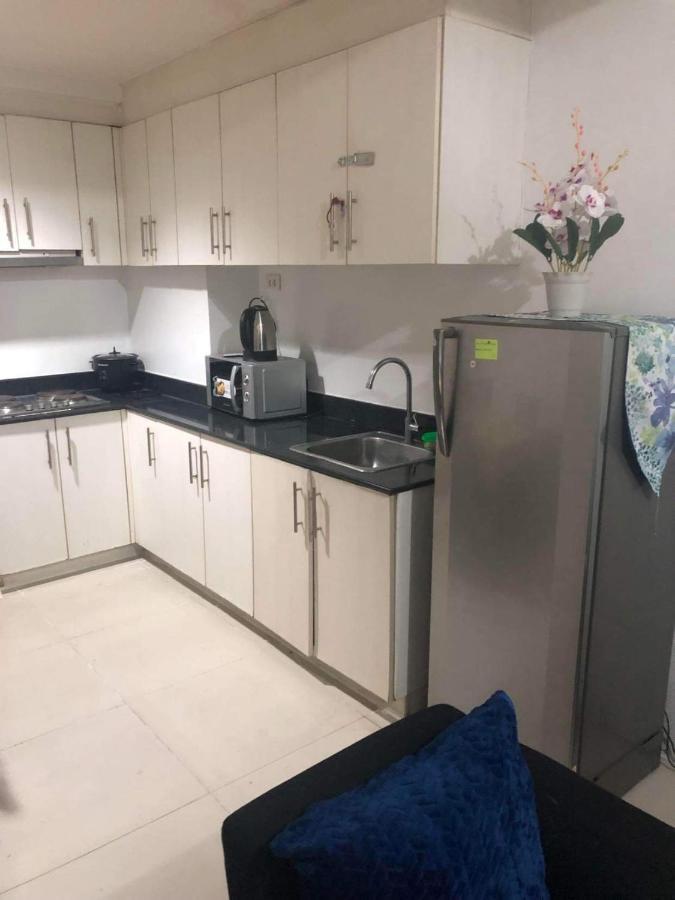 Yhanz Z Sea Residences Pasay Extérieur photo