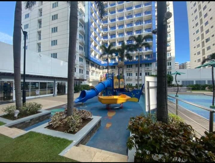 Yhanz Z Sea Residences Pasay Extérieur photo
