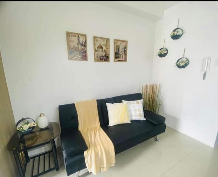 Yhanz Z Sea Residences Pasay Extérieur photo