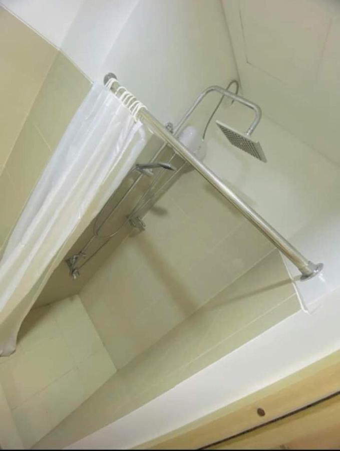 Yhanz Z Sea Residences Pasay Extérieur photo
