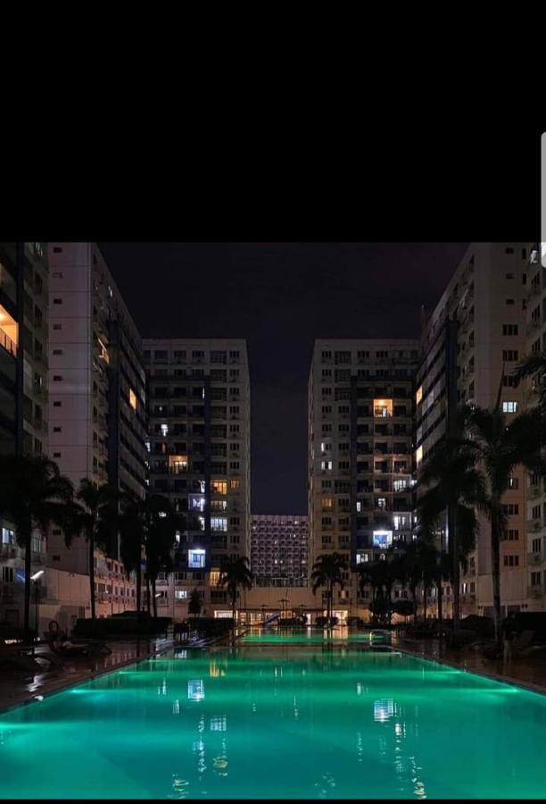 Yhanz Z Sea Residences Pasay Extérieur photo