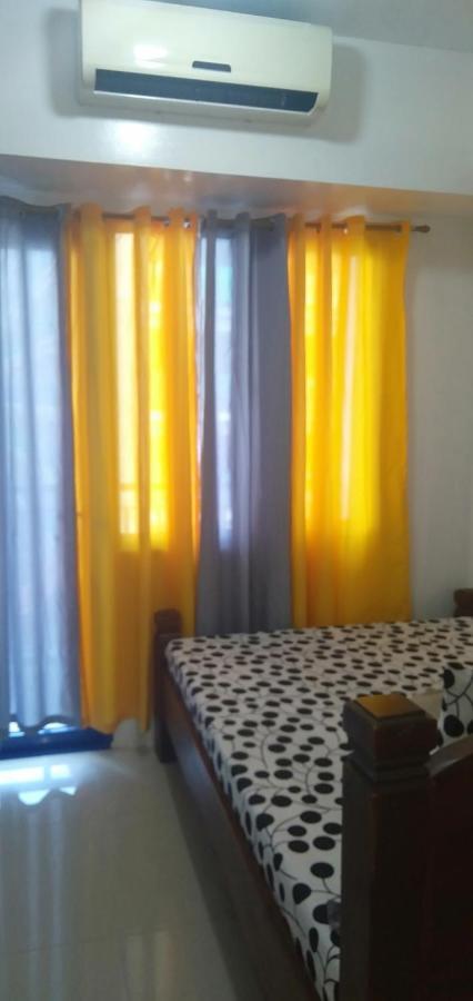 Yhanz Z Sea Residences Pasay Extérieur photo