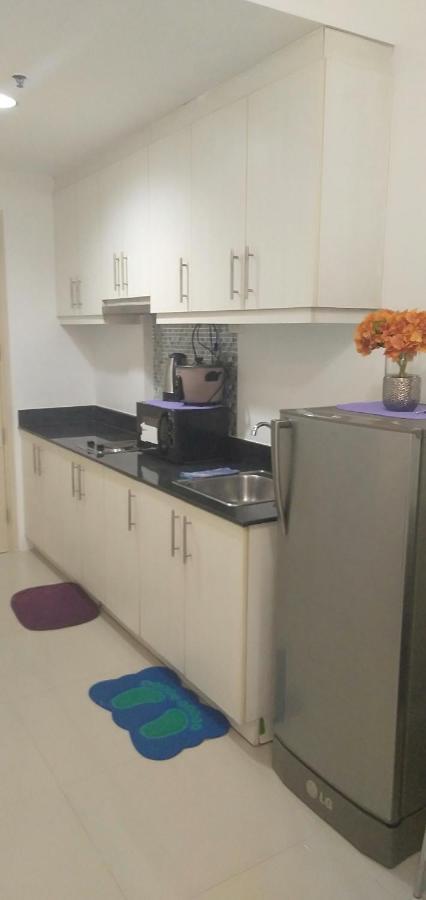 Yhanz Z Sea Residences Pasay Extérieur photo