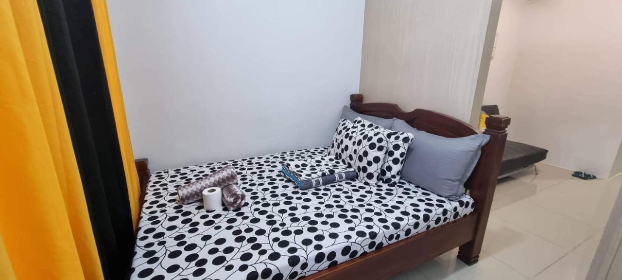 Yhanz Z Sea Residences Pasay Extérieur photo