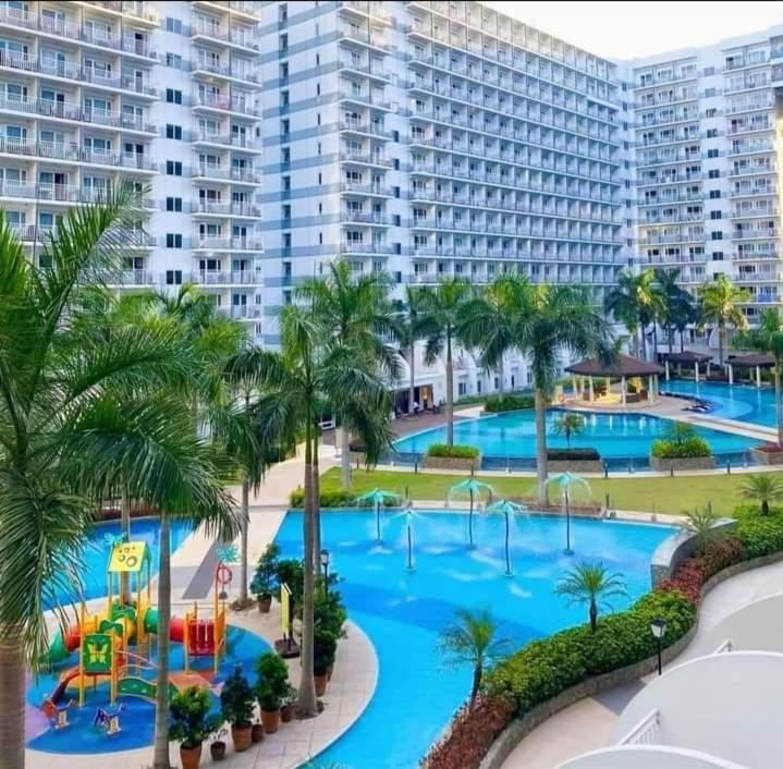 Yhanz Z Sea Residences Pasay Extérieur photo