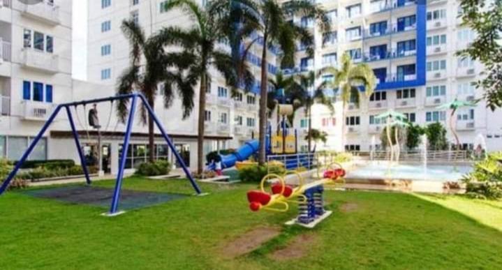Yhanz Z Sea Residences Pasay Extérieur photo